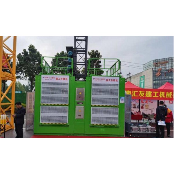 施工電梯垂直運輸施工升降機SC200/20